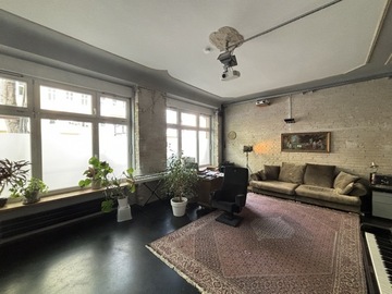 property to swap: Atelier-Loft-Wohnung in Berlin für ähnliches in kleinerer Stadt 