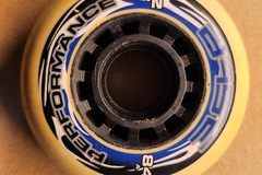 Verkaufen mit Online-Zahlungen: Rollen BASE Performance 72 84A