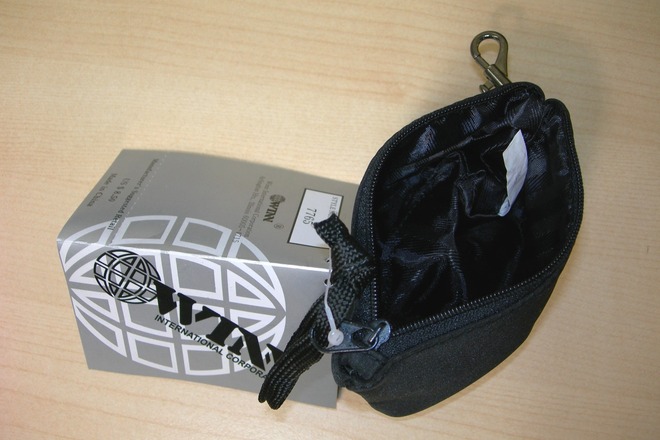 (110) Small Size Purse with Key Holder 