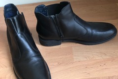 Selling: chaussures cuir neuves
