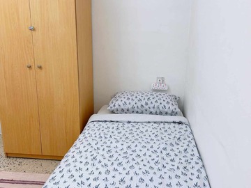 Rooms for rent: Female Twin room Available From JUNE 