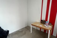 Coworking space: Jaettu työtila/ateljee 12m Kamppi