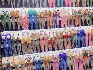 Comprar ahora: 30 Pairs of Luxury Colorful Crystal Flower Tassel Earrings