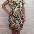 Selling: Short floral dress W gold detail at waist 