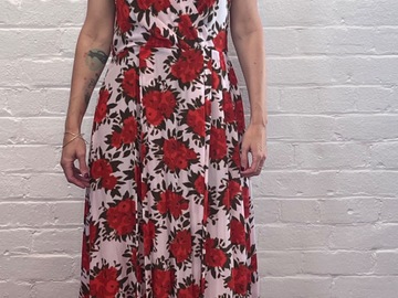 Selling: Pink and red floral print short sleeved dress 