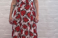 Selling: Pink and red floral print short sleeved dress 