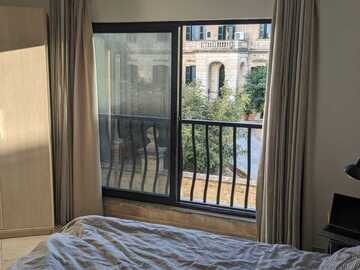 Rooms for rent: Bedroom in a spacious apartment (Sliema ,Baluta Bay area)