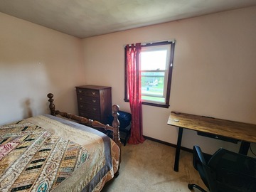 Renting Out with no Availability Calendar: Cozy Guest Room near JMU and EMU