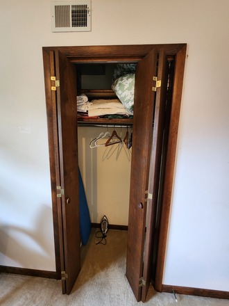 Cozy Guest Room near JMU and EMU