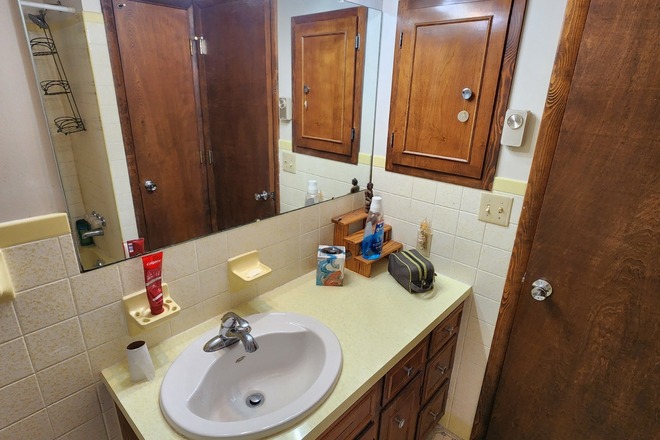 Cozy Guest Room near JMU and EMU