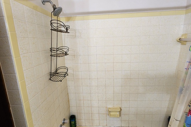 Cozy Guest Room near JMU and EMU