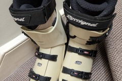 Winter sports: Rossignol Size 13 Boots