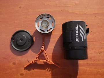 Renting out (per day): Jetboil 0,7L