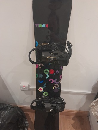 Shop secondhand outdoor activity ski and snowboard clothing and gear