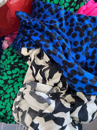 100 piece Clothing Lot