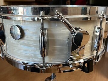 Selling with online payment: GRETSCH 1950's 5 X 14 White Marine Pearl Eight Lug Snare Drum