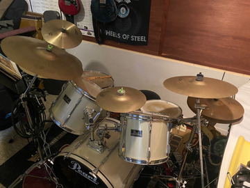 Selling with online payment: 5 Piece Pearl Export Drum Set w/DW Double Kick Pedal & 5 Cymbals 