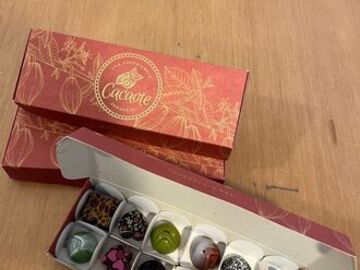 Productos: CAJA DE BOMBONES X 12 UNIDADES