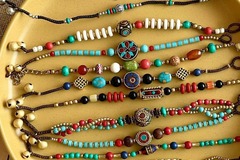 Comprar ahora: 30pcs - Hand-woven vintage bracelet with bells ropes