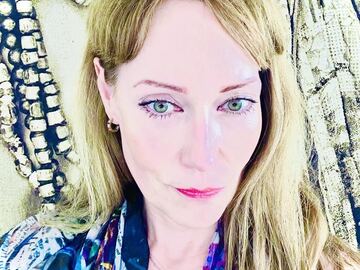 Selling: ✨ Direct Call, Channelled Psychic reading (20mins) ✨