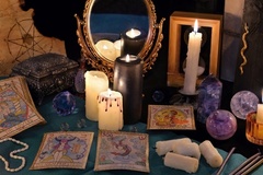 Selling: POWERFUL NEW MOON READING + BONUS Spell
