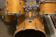 Selling with online payment: VINTAGE GRETSCH DRUMS 