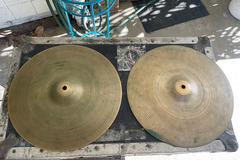 Selling with online payment: Vintage 70s Zildjian 14" hi-hat cymbals