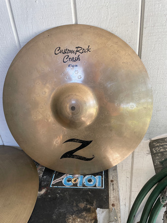 Zildjian rock crash 18 on sale