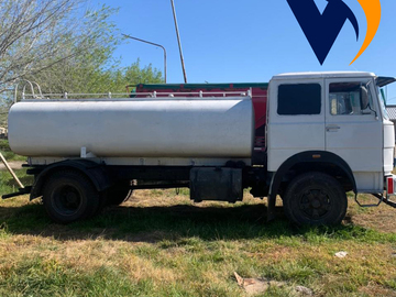 En alquiler: CAMION REGADOR 10.000LT