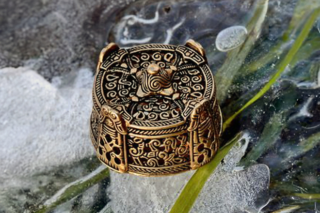 Große Dosenfibel Gotland, Bronze (EU)