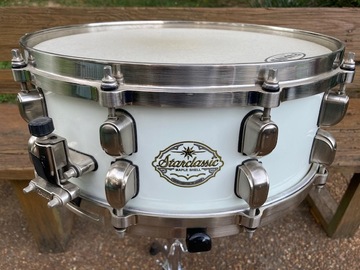 Selling with online payment: Tama Starclassic Maple 5x 14 snare white piano finish/pewter hdwr
