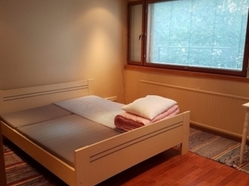 Renting out: Subleasing rooms in Lehtisaari, about 1.5 km from Aalto Uni