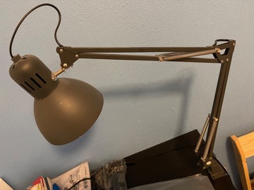 Selling: Table lamp