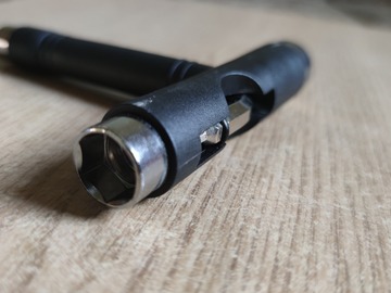 Selling with online payment: Skateboarding tool