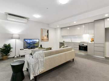 Renting out:  Sydney NSW ,Sydney Emporium Furnished One Bedroom Study Apartmen