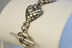 Comprar ahora: 30 pcs-Antique Puffed Hearts Bracelets--$2.99 ea