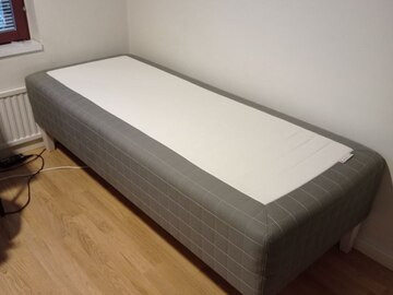 Myydään: IKEA Skotterud 200×80 Frame mattress bed