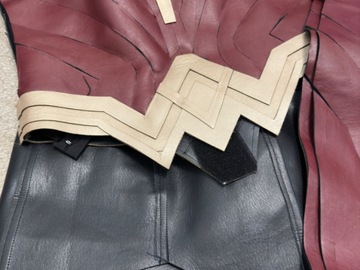 Selling with online payment: Wonder Woman Cosplay & Accessories