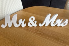 Selling: Mr and Mrs - white wooden sign for wishing well or gift table 