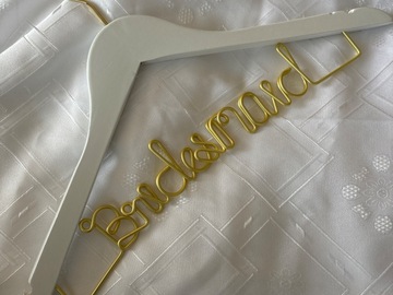 Selling: Bridesmaid Hanger 