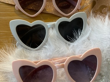 Selling: Hens Party Pack 
