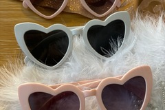 Selling: Hens Party Pack 