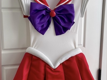 Selling with online payment: Sailor Moon Cosplay