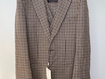 Selling with online payment: [EU] NWT Suitsupply brown check 3pc suit, size 36R