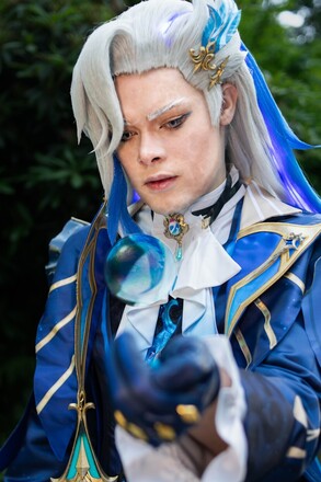 Neuvillette glowing wig