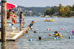 Daily Rentals: Redmond WA, Parking Close To Idylwood Beach Park