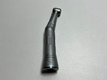 Gebruikte apparatuur: Mr Dental l Ultradent ENDO-EZE l handstuk