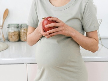 Wellness Session Single: Nutrition During Pregnancy with Holly Parton