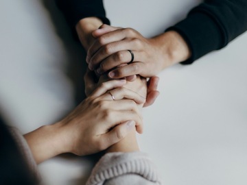 Wellness Session Packages: Heart Therapy with Emi