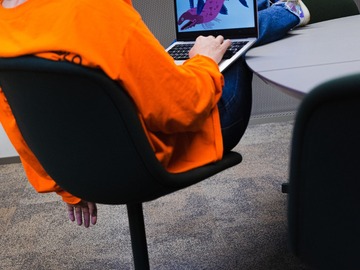 Renting out: Yksityinen toimistohuone yhdelle